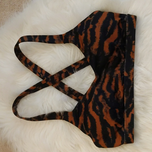 The upside leggings and bra set - Picture 2 of 5